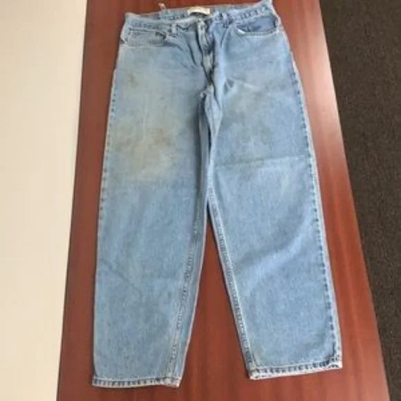 Vintage men’s 560 Levi’s mom jeans - Picture 9 of 10